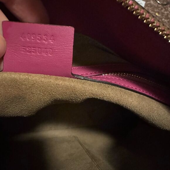 Gucci GG Supreme Monogram Top Zip Tote - Picture 5 of 7